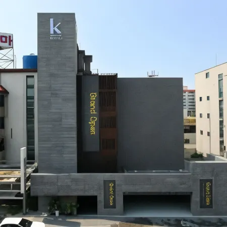 Boutique Hotel K-Oido Отели рядом с достопримечательностью «Парк Окгу»