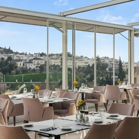 Athenaeum Eridanus Luxury Hotel Отели рядом с достопримечательностью «Музей исламского искусства»
