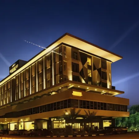 Marvelux Hotel