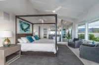 Modern Beachfront Luxury Property 4 Bed 4 Bath on Oahu’s North Shore