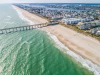 15 Steps from Beach Access! Brand New Duplex - Wifi