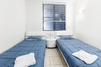 Shandelle Apartments -  Privatzimmer