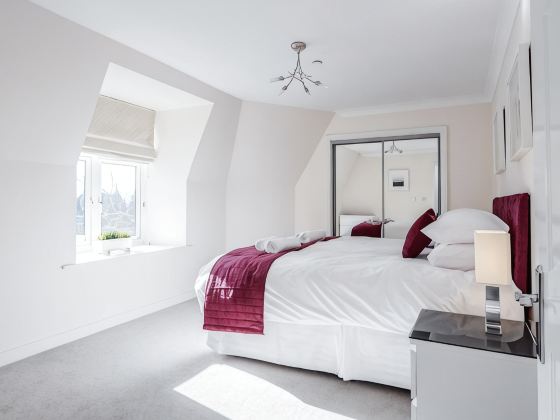 Roomspace Serviced Apartments - Royal Swan Quarter