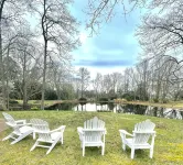 A Luxury Home located in Easton with Water VIEWS! Close to Oxford/St. Michaels - 4성급