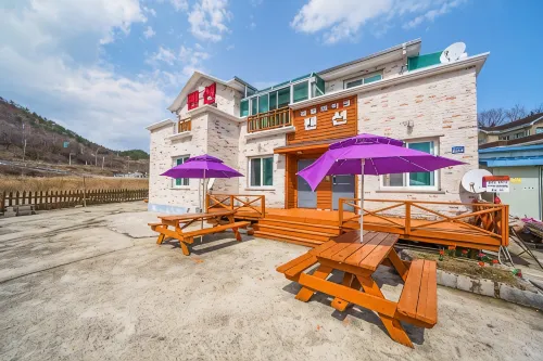 Samcheok Gungchon Rail Bike Pension (Group, Near the Beach) - เพนชั่น