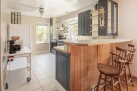 Peaceful 3BR home; 5 min walk to downtown Milford!