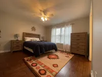 Tranquil, Stylish Elk Mountain Home with Lake Access - 民宿