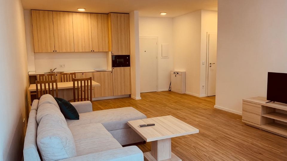 Exclusive brand new apartment next to Royal Mall in Rruga B