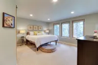 Hot Tub // Fenced Yard // AC // Pet-Friendly in Best Neighborhood in Bend
