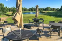 Lake Arrowhead Retreat with club pools and beaches - 4 stjerner