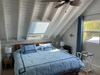 Tranquility Blue: Private island experience. 20 yards from ocean. - 3 stjerner