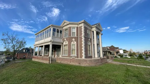 Experience Historic Elegance in the Heart of Missouri’s Capital City