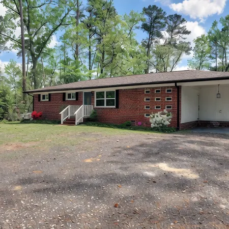 7 Mins from Augusta National Golf Club, Close to I-20 & Augusta Airport!