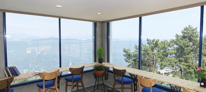 Changwon Santorini Pension Hotels in Changwon