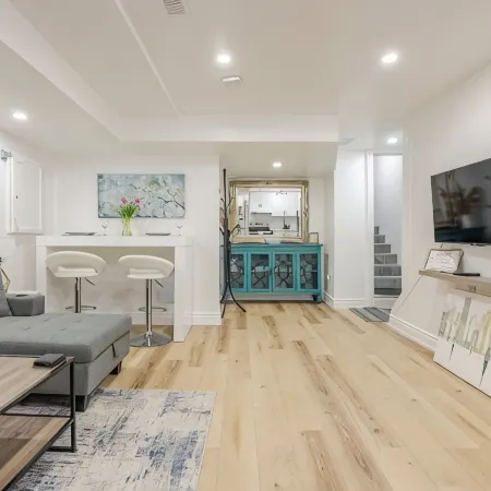 STUNNING & SPACIOUS 1 BEDROOM OASIS Hotels in Brampton