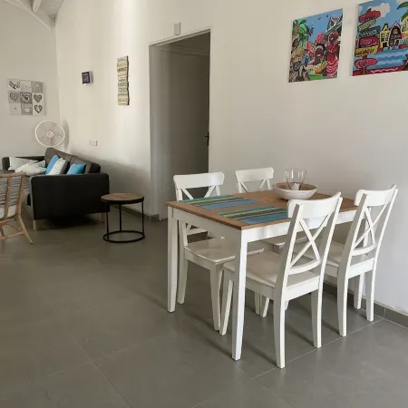 Villa Sol, Luxury Fully Equipped Villa with Wifi, a Short Distance from the Sea