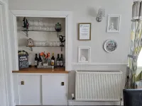 Brookside Guest House & Mini Spa - bar