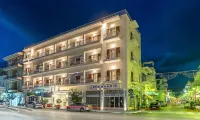 加里尼酒店 酒店