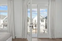Spacious 4 Bedroom House in Charming Downtown Raleigh with Amazing Views! - Balkon