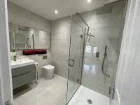 Beautifully Appointed One Bed Apartment. Near Richmond Park, and Kew Gardens - Wi-Fi