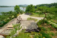 Ganghwado Neulpurun Lakeside Pension - เพนชั่น