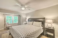 Resort Access - Lake - Pools -Pickleball - Gym. Spacious Townhome for Groups - Boutique