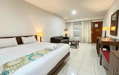 Ono's Hotel Cirebon - 2-Star
