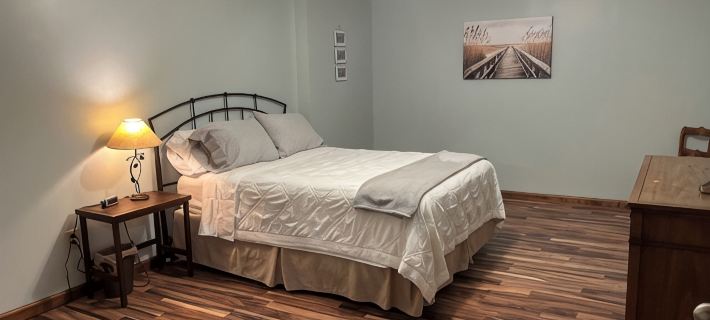The Boatyard Loft and Suites Unit B Hotels in Sandusky
