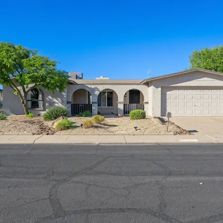 Home in the Heart of Glendale