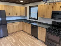 Modern luxury cabin just minutes from Downtown Viroqua. - 4-Star
