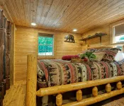 Tiny Cabin-HOT TUB, private, quiet side of the Smokies - balcony
