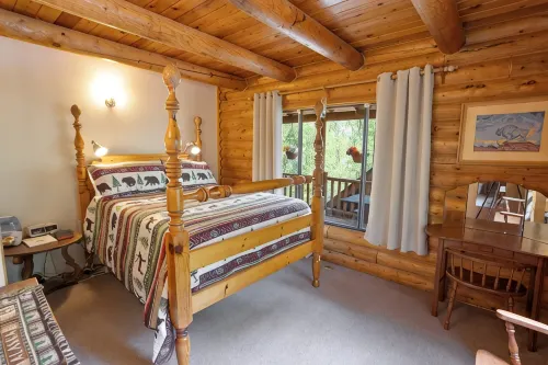 Cozy Log Cabin in Sundance Resort Neighborhood That Sleeps 20+ - 샬레 호텔