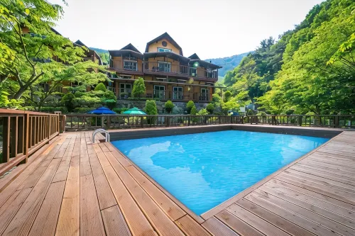Miryang Byeolmaru Pension - 2-Star