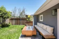 Exquisite 3-bedroom home with hot tub & firepit - 주방