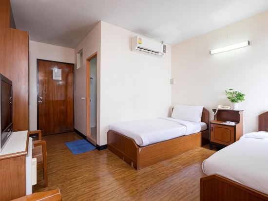 Muang Phol Hotel