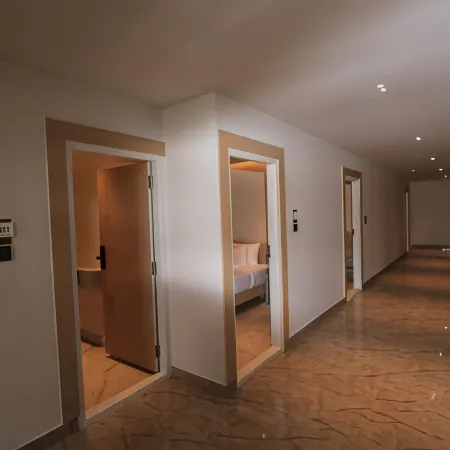 Hotel Shell Mark