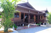 D'Razna Chalet Pantai Seberang Takir - موقف سيارات