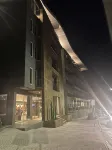 Hotel Versatile - parking