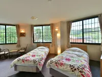 Petit Hotel Iris - 2-Star