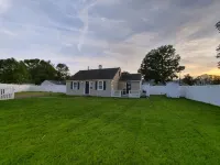 Charming Cottage in Hyannis Walk to Downtown, Beach, Harbor, Pet Friendly Fence - 2-Star