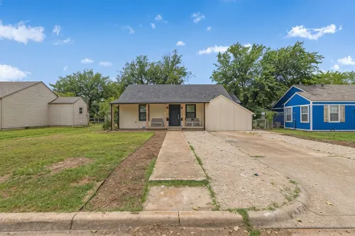 Fully Renovated 3 Bed/3Bath House 1 1/2 Blocks from AT&T Stadium - 4つ星