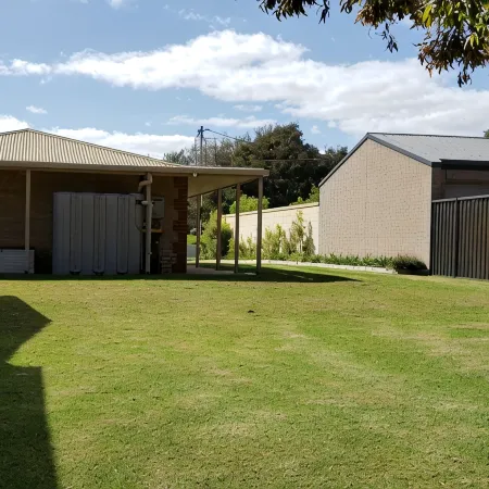 Relax on Ryan @ Robe · 100m to Beach, Cafés & Town Hotels in Robe