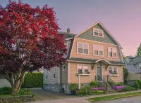 Island Apartment in the Heart of Jamestown - Wi-Fi