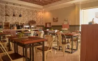Megaria Hotel - Bintang 3
