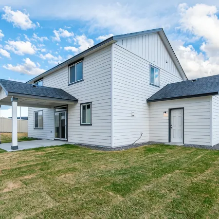 Gorgeous modern farmhouse in Tri Cities, WA