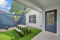 Casa Lago on Lake LBJ, Zenful Retreat;Game Room;Canal Front; Putting Green - 4 étoiles