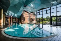 Hotel Żubrówka Spa & Wellness - Pools