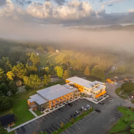 Sun & Ski Inn and Suites