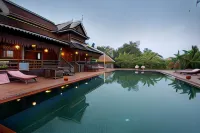 Soriyabori Villas Resort - Pools