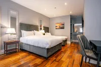 TF Royal Hotel & Theatre - 3-Star